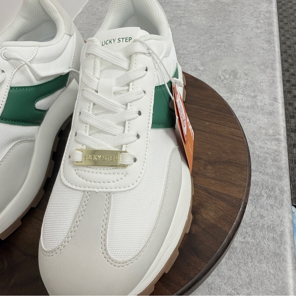 Lucky Step White Green Retro Sneakers Women’s Size‎ 9 Vegan Comfort Lace Up - Picture 15 of 15
